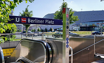 U-Bahn Haltestelle Berliner Platz: HVH Fliesen